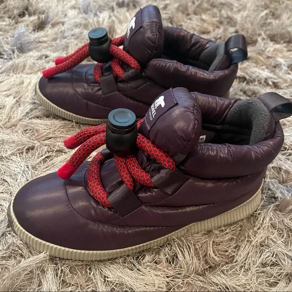 Sorel Out N About Puffy Lace Dark Plum Sneaker Boot - Picture 16 of 16